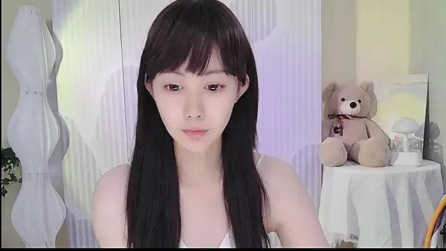 Nuan_Qi from StripChat