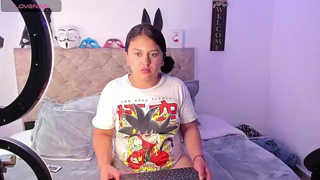 Nuit-belle from StripChat is Freechat