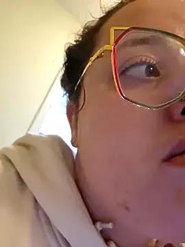 nuttiebuddy1 from StripChat