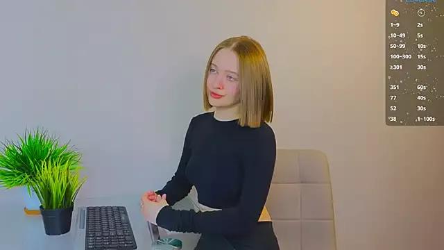 Odetteprayce webcams show profile image 