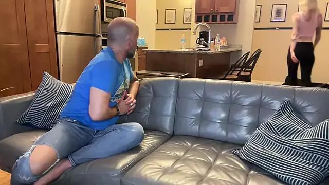 Officiallyonlytams webcams show profile image 