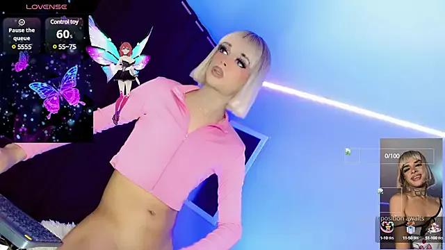 Discover our girls online shows and discover the company of countless livestreamers, with stunning shapes, sex toys and more.