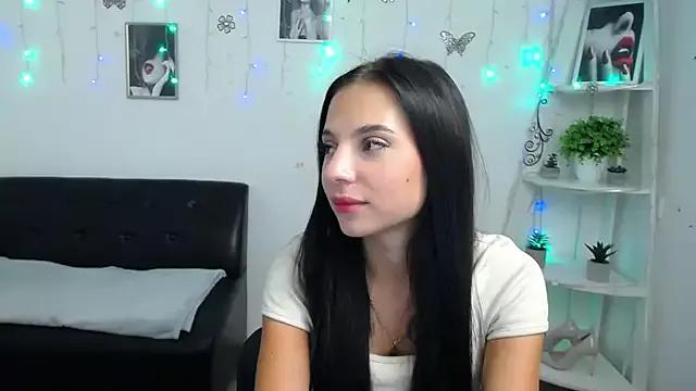 OliviaFoxxxx from StripChat is Freechat