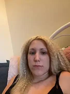 OliviaMaeBabe from StripChat is Freechat