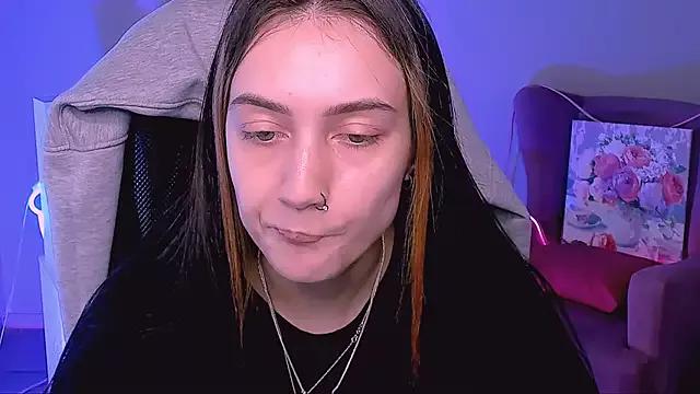 olivianorton from StripChat is Freechat