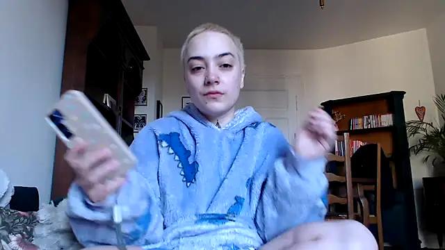 OllympeKaii from StripChat