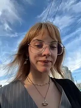 Only_April webcams show profile image 
