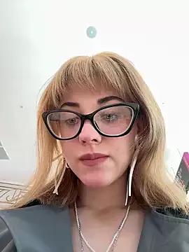 OnlyApril from StripChat is Freechat