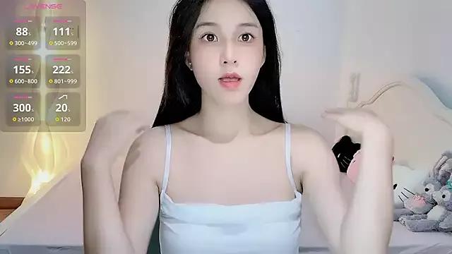 OOOm-oo from StripChat