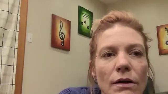 opsmutqueen from StripChat is Freechat