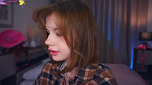 OronaNengl from StripChat