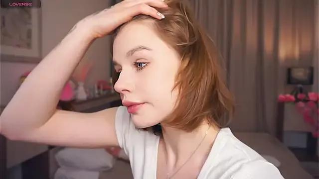 OronaNengl from StripChat