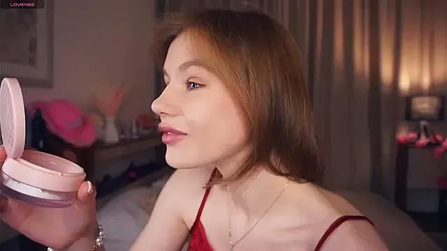 OronaNengl from StripChat