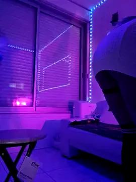 Oulola777 webcams show profile image 