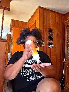 Oya_Rae73 webcams show profile image 