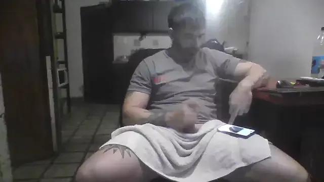 ozzypsico13 from StripChat