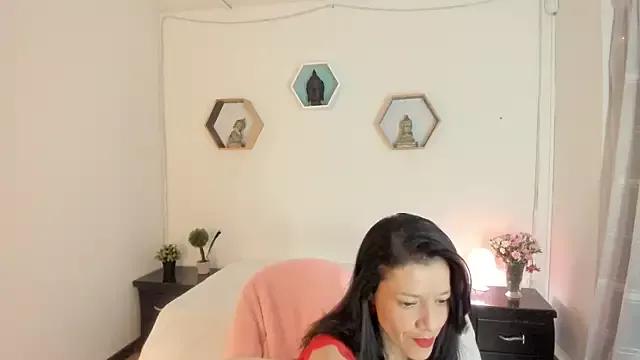 Paloma_victory from StripChat is Freechat
