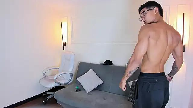 Paradise_boy_s from StripChat
