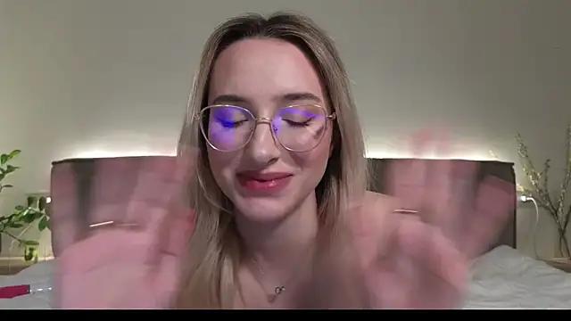PassionAnn from StripChat