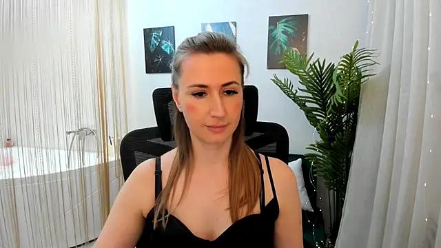 PassionGlow from StripChat