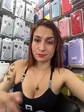 Discover our girls online shows and discover the company of countless livestreamers, with stunning shapes, sex toys and more.