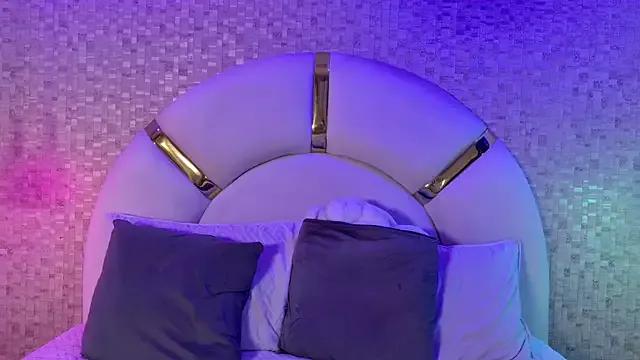 paulina_cano from StripChat is Freechat