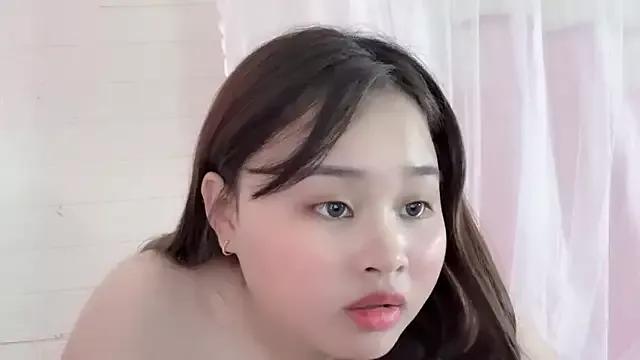 Pearl8386 from StripChat is Freechat