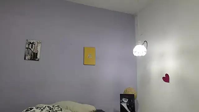 penelope_gucci1 from StripChat