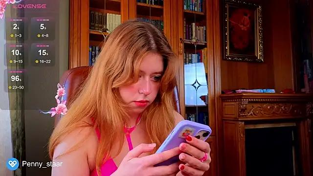 Penny_Staaar from StripChat