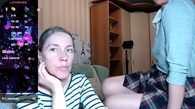 Pepper_mur from StripChat