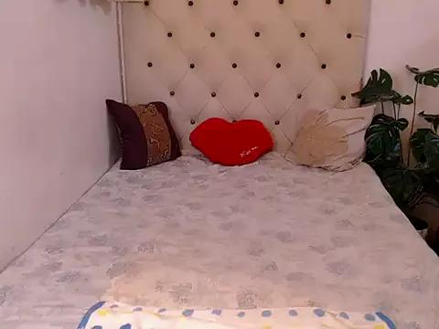 petite_asian01 from StripChat is Freechat