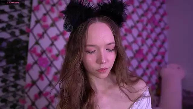 Photos of Petite_Polly from StripChat is Freechat