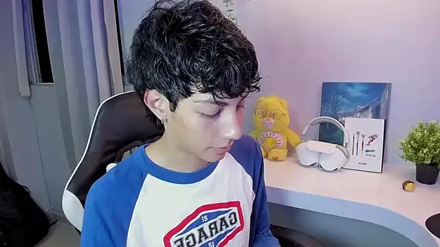Philipe_moonlight_ webcams show profile image 