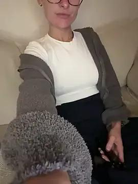 Phoebe_Lily from StripChat is Freechat