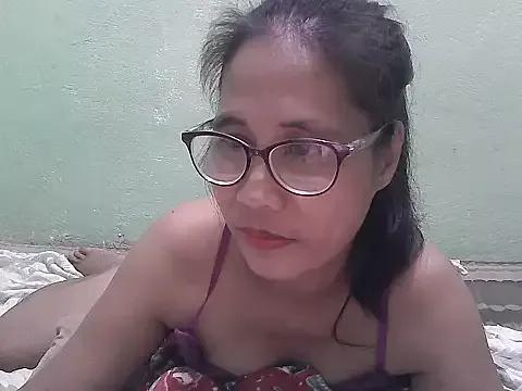 Pinay-skinnyMomm12 from StripChat is Freechat