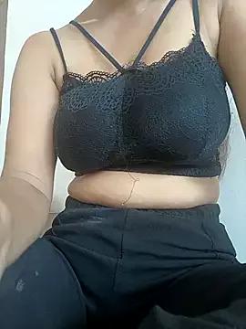 Pinki_05 from StripChat is Freechat