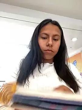 pinkiiideliciousss from StripChat is Freechat