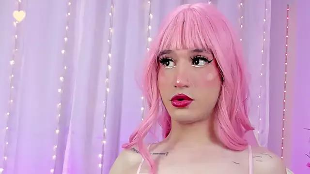Pinkyrosse from StripChat is Freechat