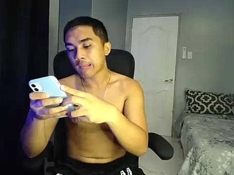 pinoyAdrianneXXX from StripChat is Freechat
