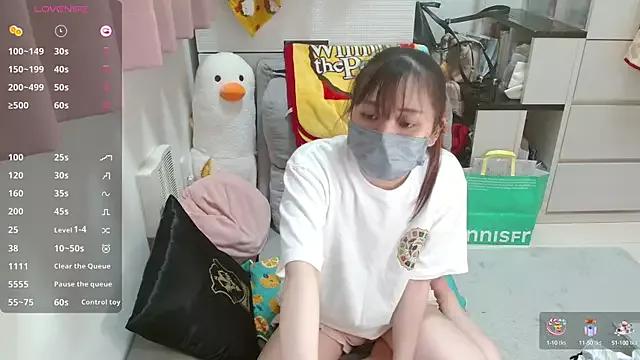 pipimi_khaos from StripChat is Freechat