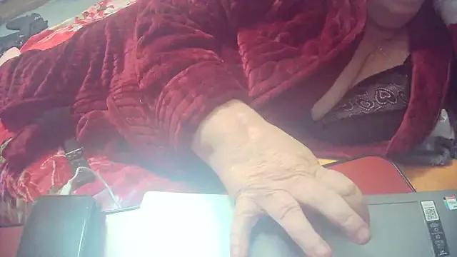 Playful_MILF_Demi from StripChat is Freechat