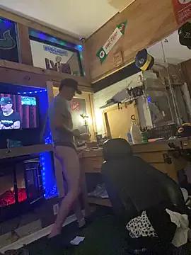 Polaroid_White from StripChat is Freechat