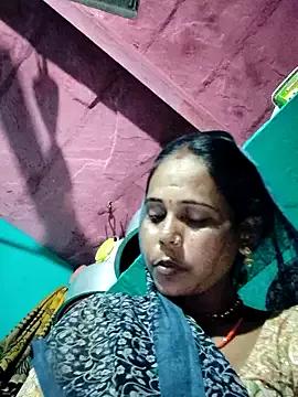 Pooja750 from StripChat is Freechat