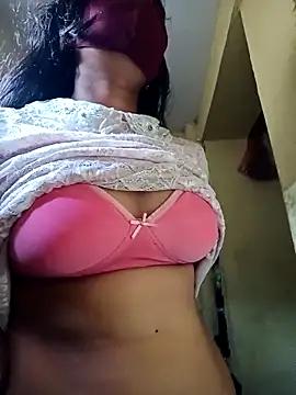 Pooja_cut from StripChat