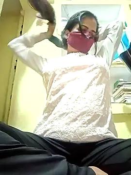 Pooja_cut from StripChat