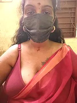 poojaa-rani from StripChat