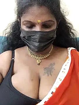 poojaa-rani from StripChat