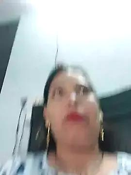 Poojabhabi101 from StripChat