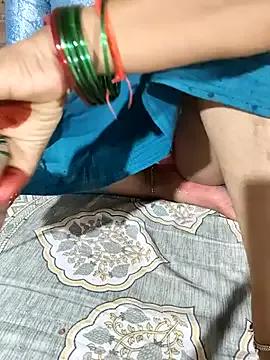 POOJACOUPLE from StripChat is Freechat