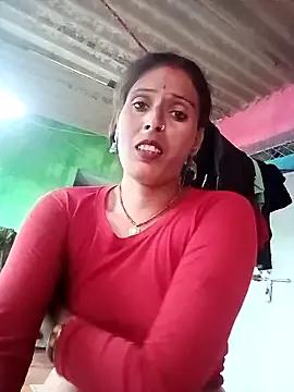 Poonamx12 webcams show profile image 